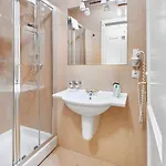 萨尔瓦托尔酒店
