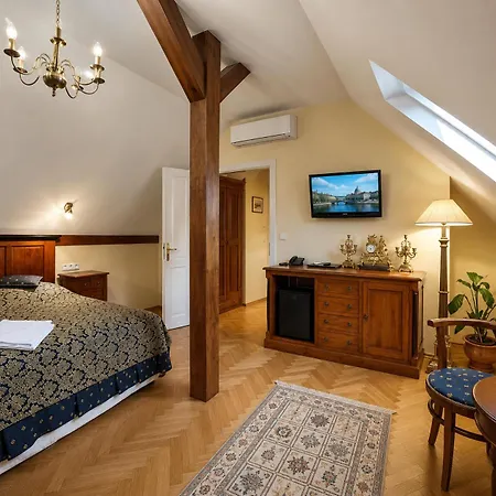 Salvator 4*