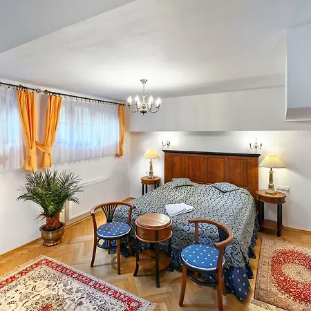 Salvator 4*
