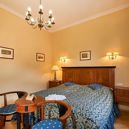 Salvator Hotel 4*
