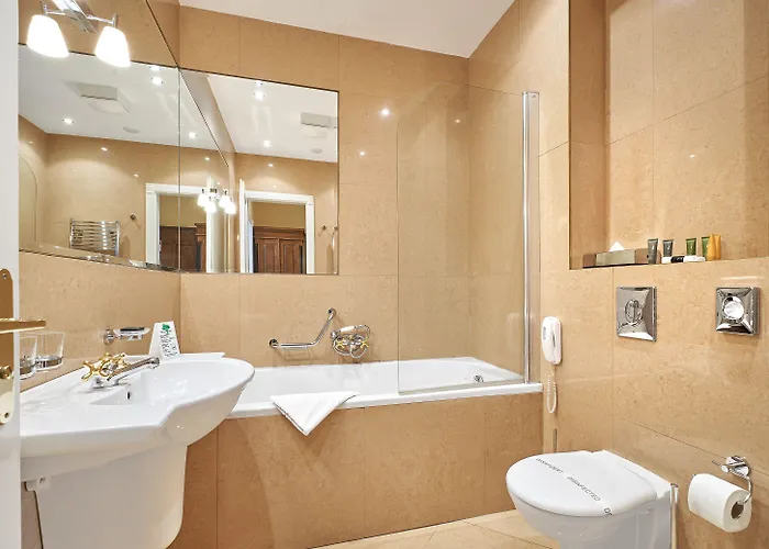 Salvator Hotel 4*